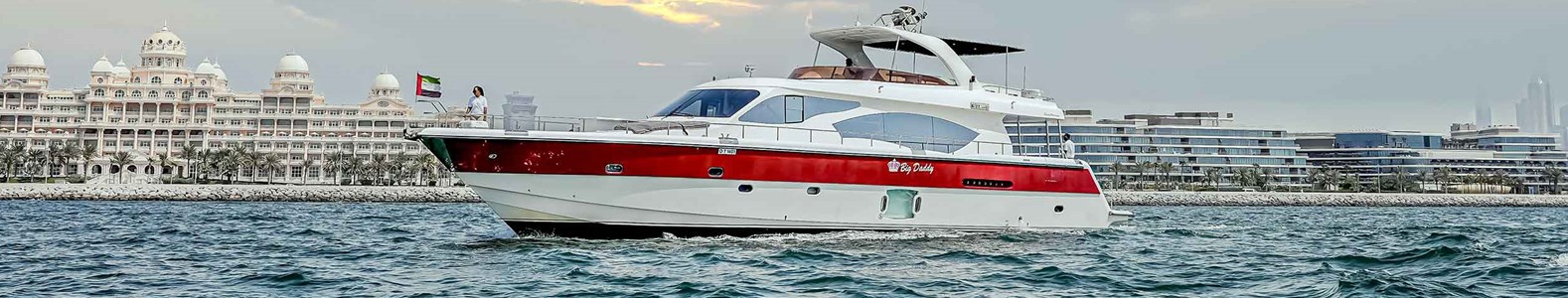 Big daddy yacht | AED1400/hour